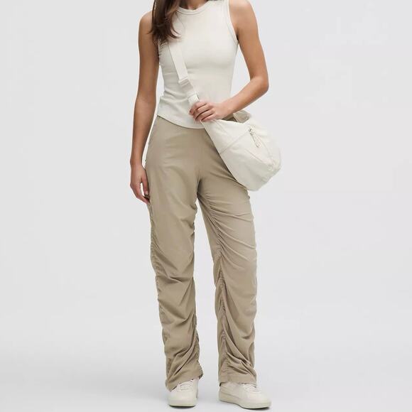 NWT Lululemon Dance Studio Slim-Fit High-Rise Flared Pant in Sheer Oak Size XS